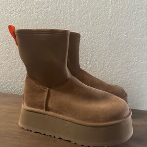 UGG Classic Dipper Platform Boots In Chestnut Women’s Sz 9 NWOB